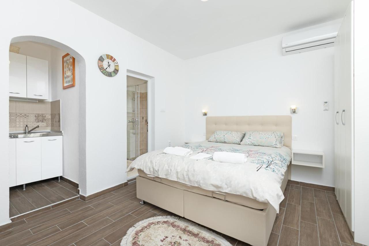 Apartments Natasa Radovici Exterior photo